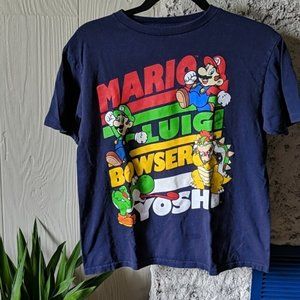 Super Mario Tee Good used condition